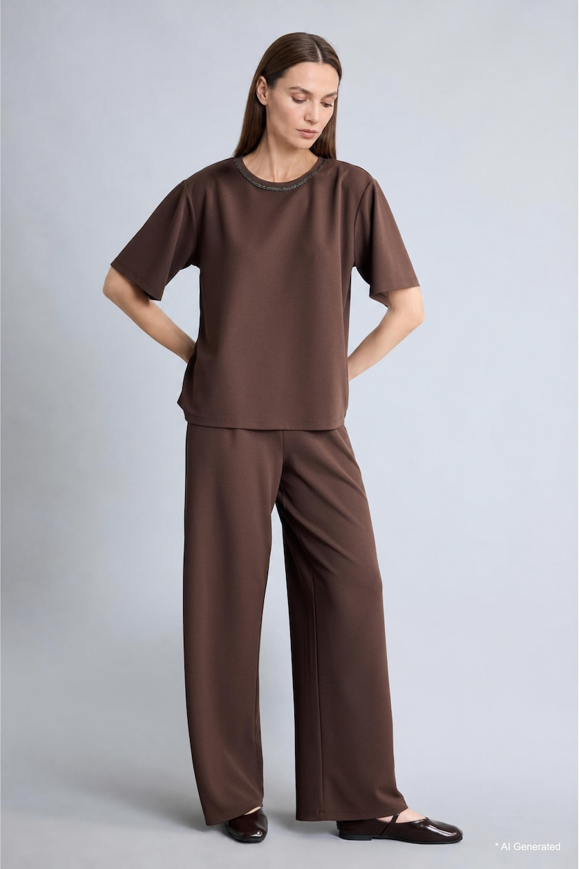 Woman Brown Straight Fit Wide Leg Trousers