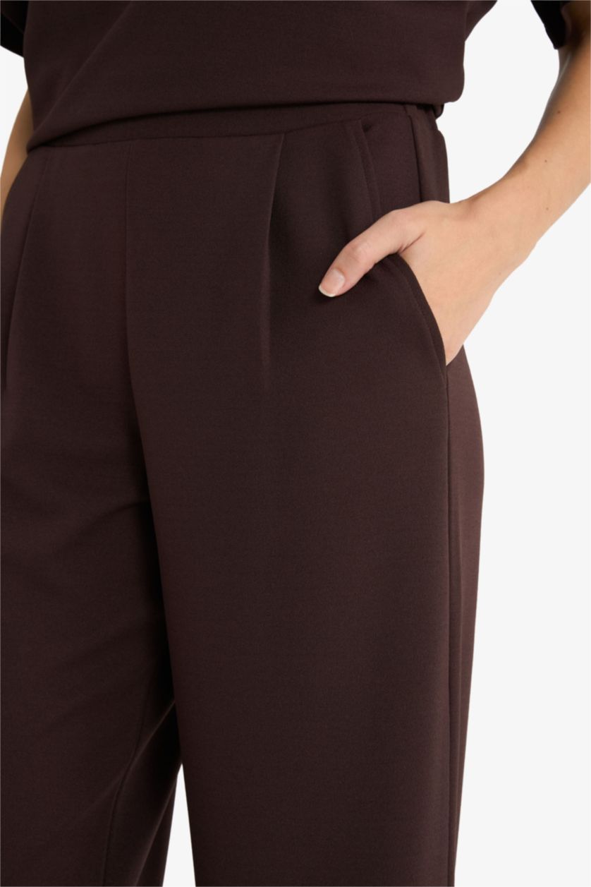 Woman Brown Straight Fit Trousers