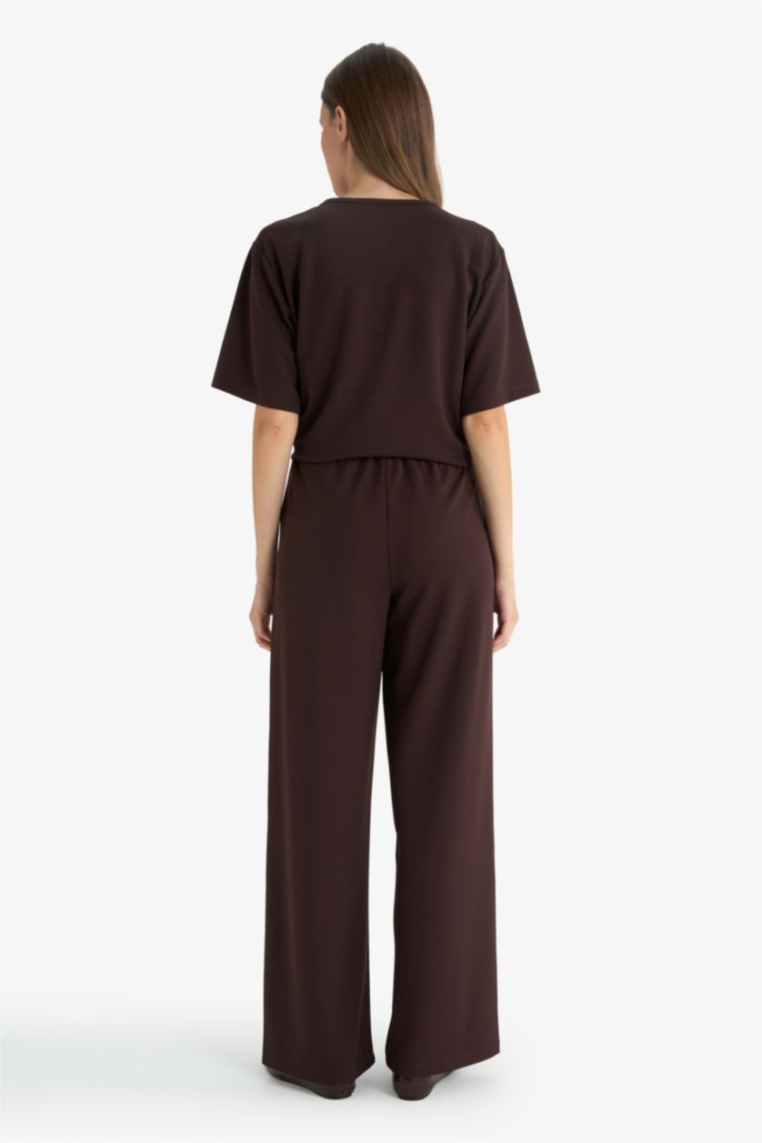 Woman Brown Straight Fit Trousers