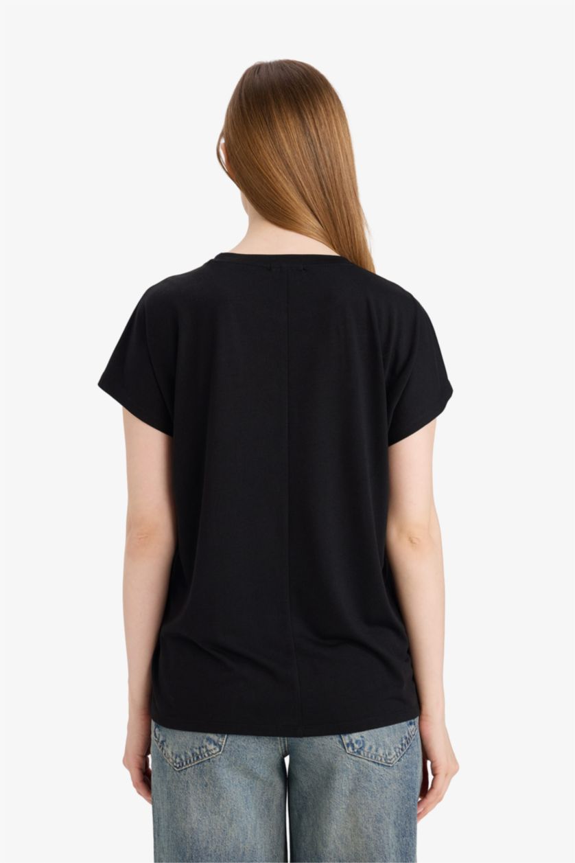 Әйелдерге қара Дөңгелек жағалы тас басылған қысқа жеңді футболка