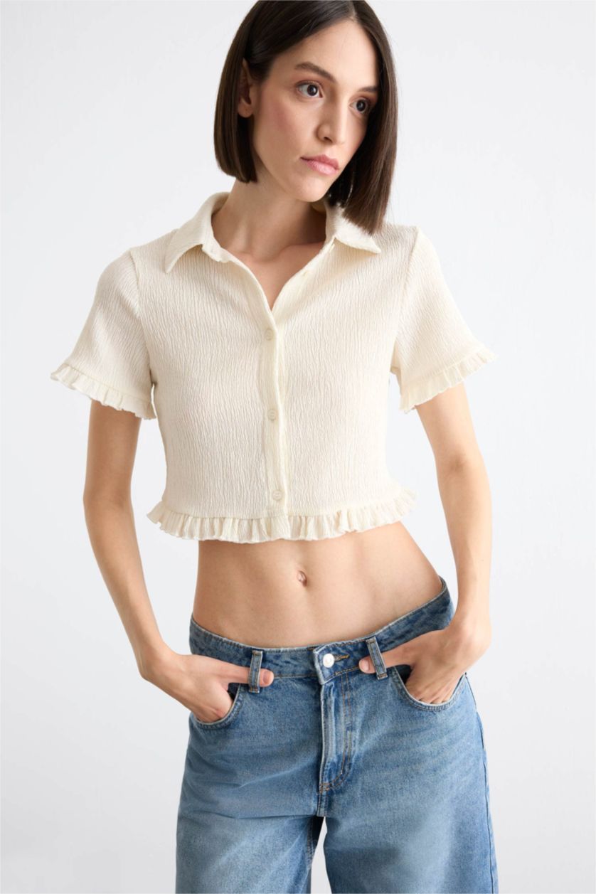 Woman White Polo Collar Short Sleeve Shirt