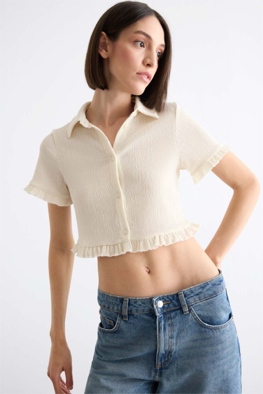 Woman White Polo Collar Short Sleeve Shirt