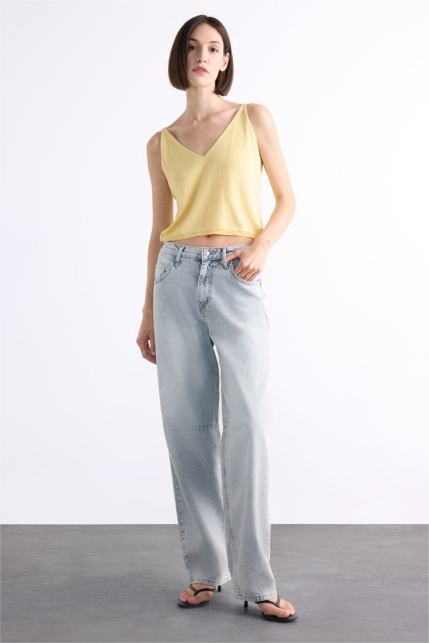 Kadın Sarı V Yaka Crop Askılı Triko Atlet