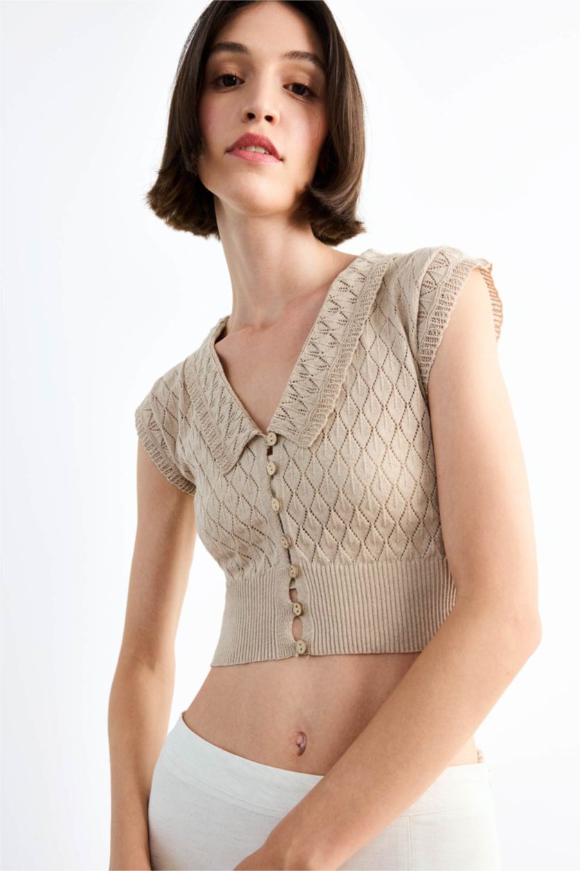 Kadın Açık Kahve Crop Büyük Yaka Düğmeli Triko Atlet