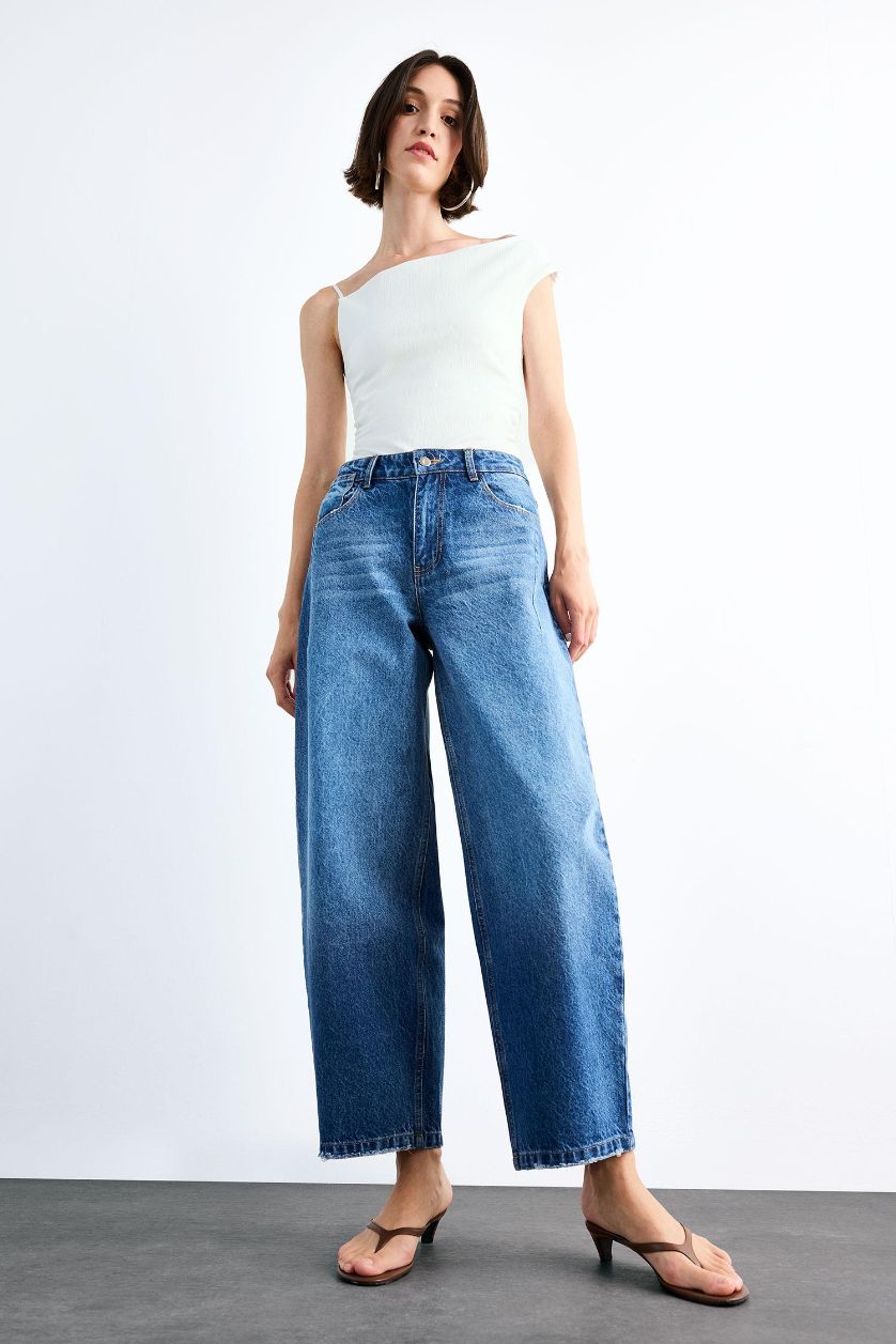 Woman NAVY Wide Baggy Fit Trousers