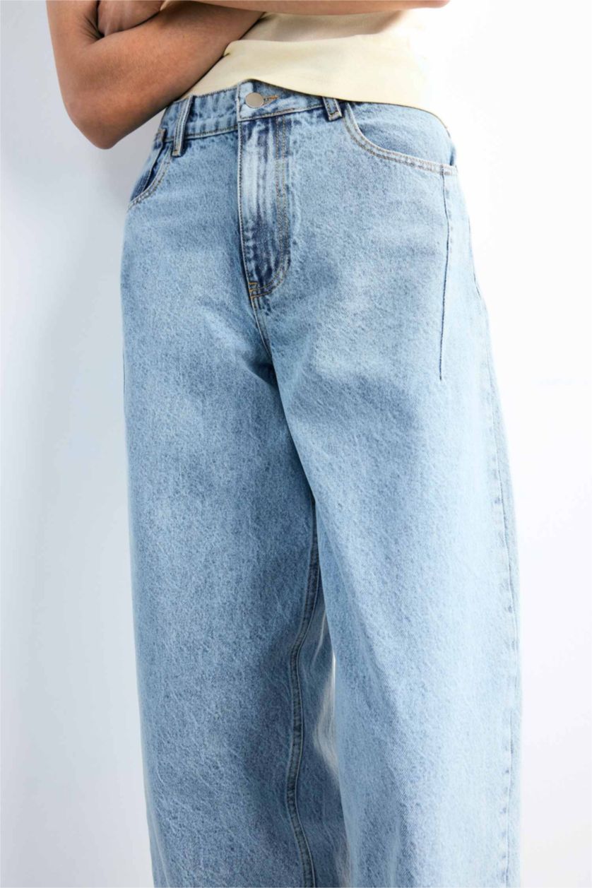 Woman Light Indigo Wide Baggy Fit Trousers