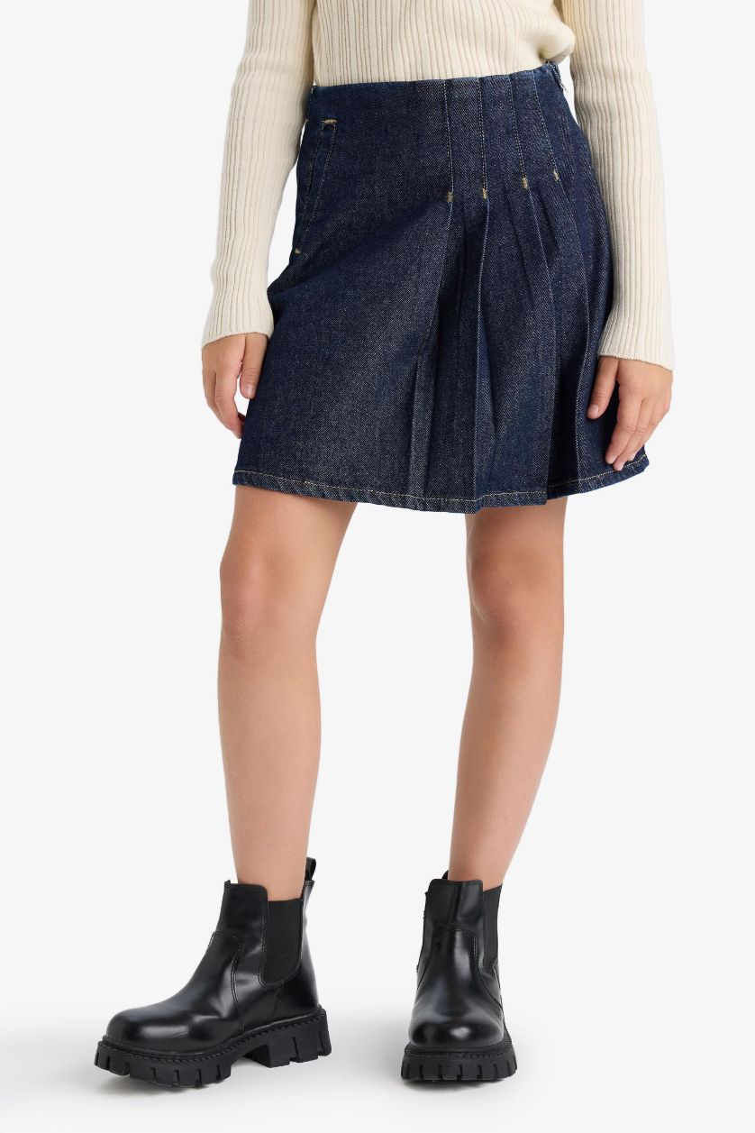 بنات أزرق غامق تنورة