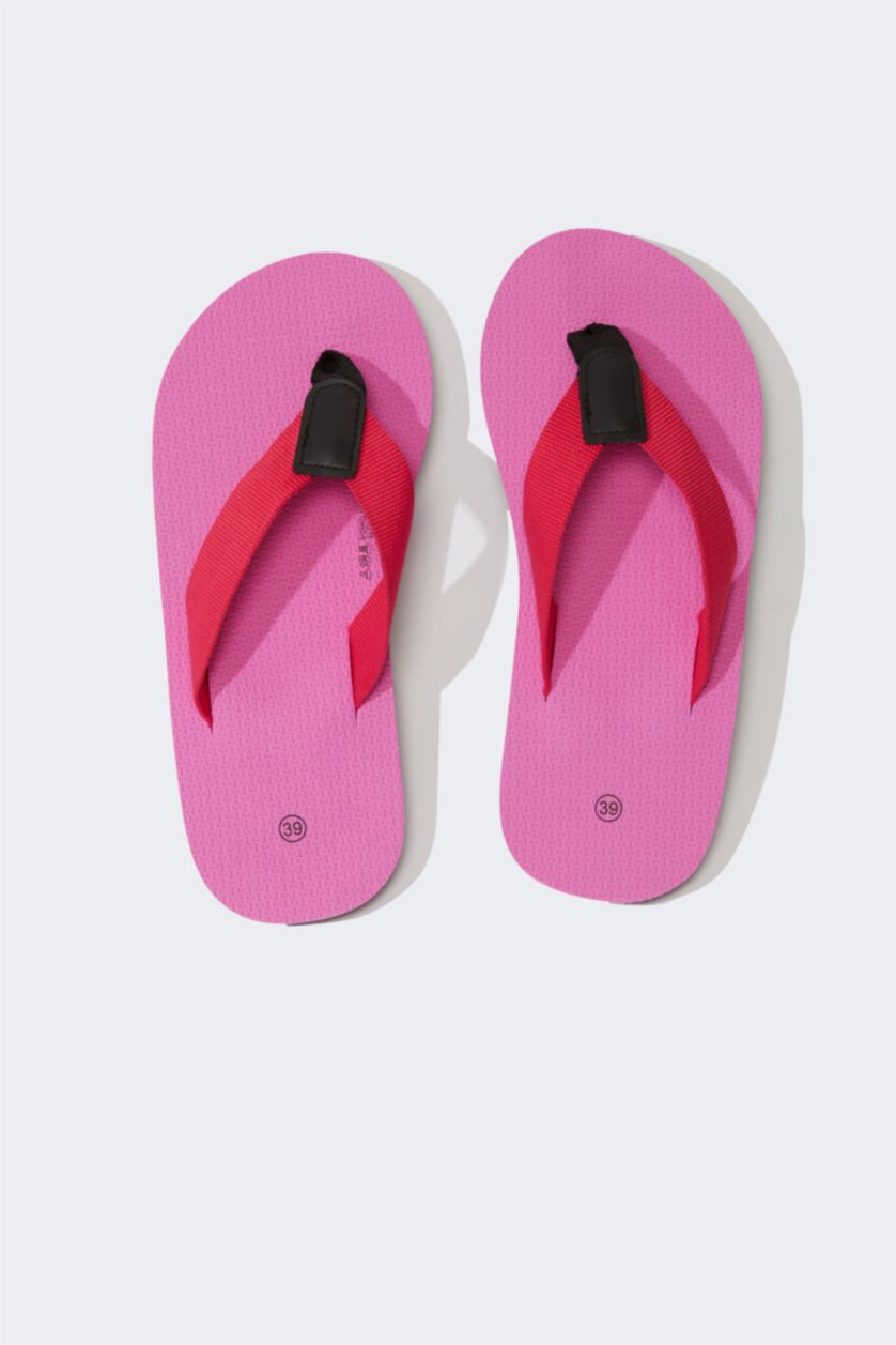 Kadın Koyu Pembe Kadın Düz Taban Parmak Arası Terlik