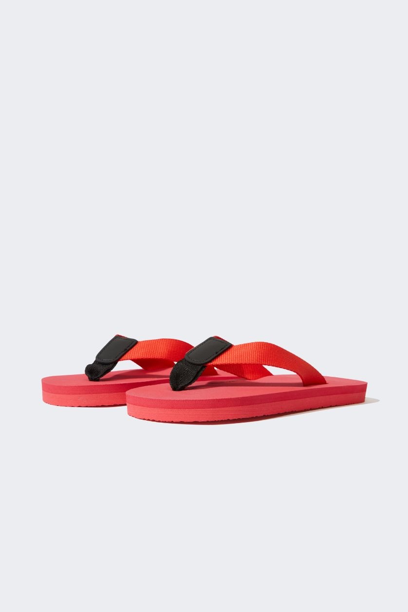 Kadın Kırmızı Kadın Düz Taban Parmak Arası Terlik