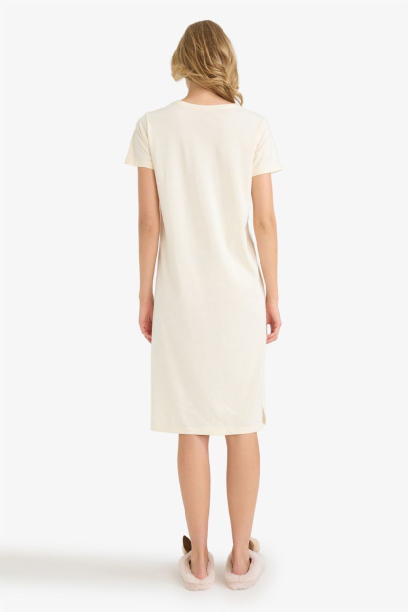 نساء بيج فاتح فستان نوم نص ردن مطبوع بياخة مستديرة من Fall in Love