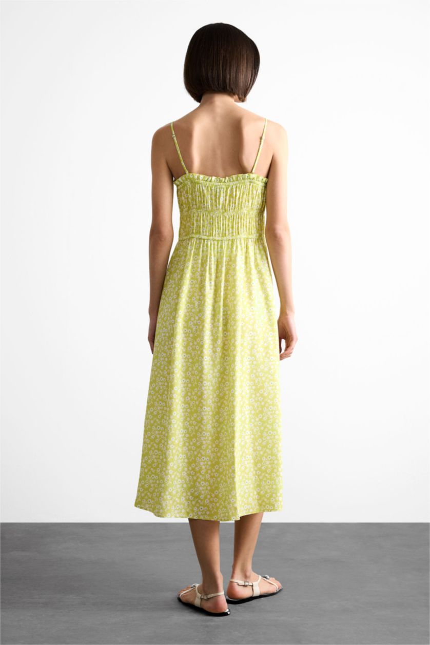 Kadın Sarı Çiçek Desenli Büzgülü Yaka Askılı Midi Elbise