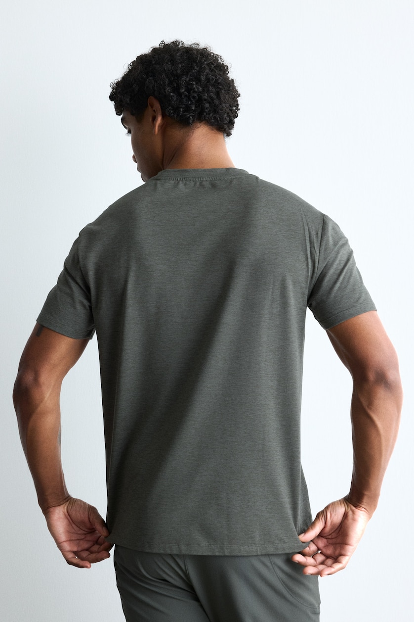 MESHKUJ Khaki Standard Fit Crew Neck Short Sleeve T-Shirt