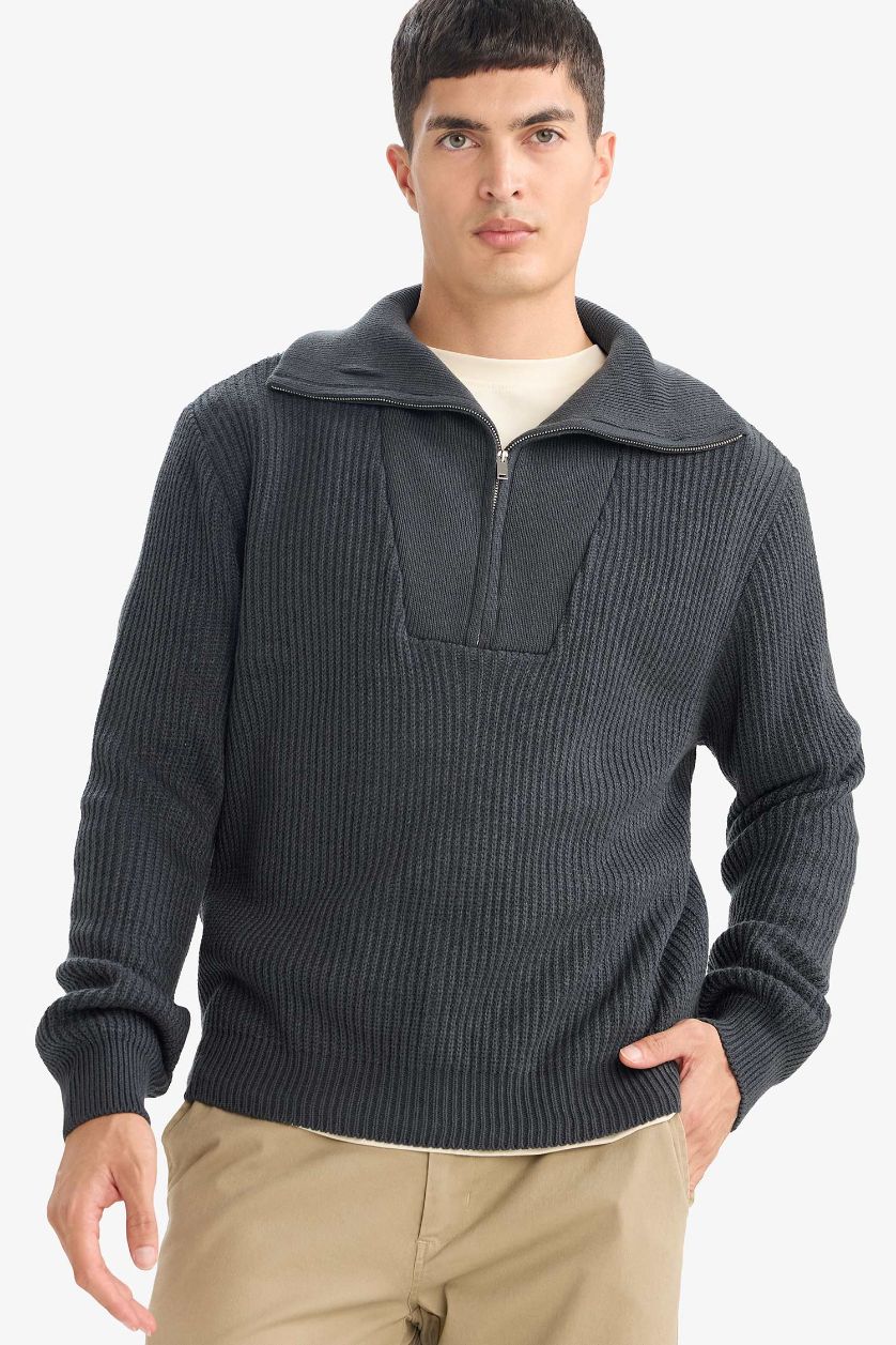 MAN Grey Standard Fit Zipper Knitwear Pullover