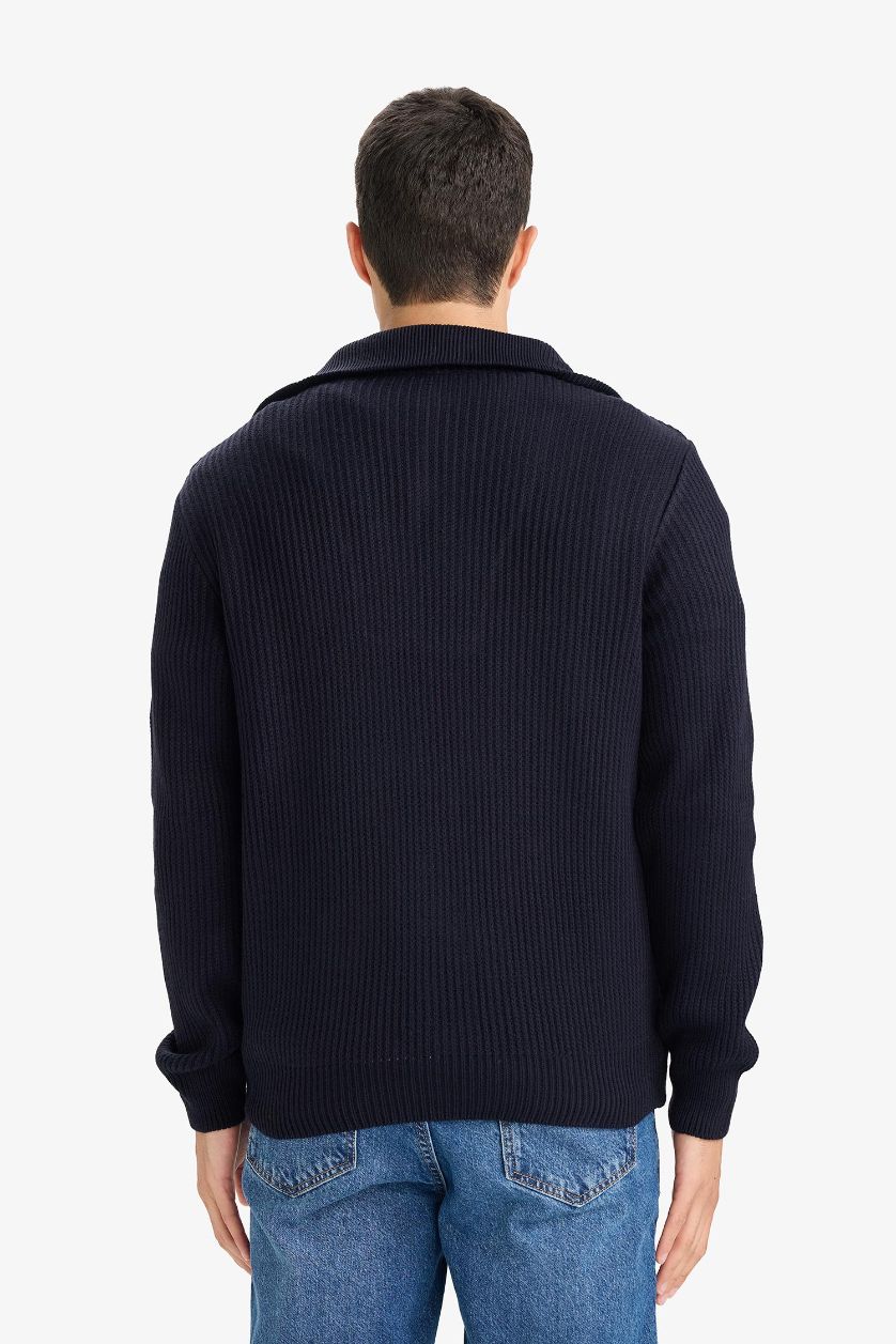 MAN NAVY Standard Fit Zipper Knitwear Pullover