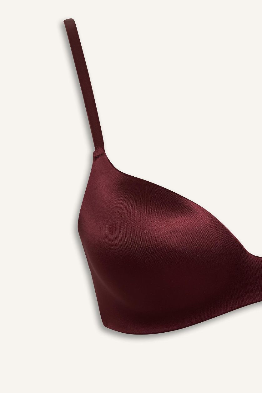 Woman Bordeaux Satin Coated Semi Padded Non Wired T-Shirt Bra
