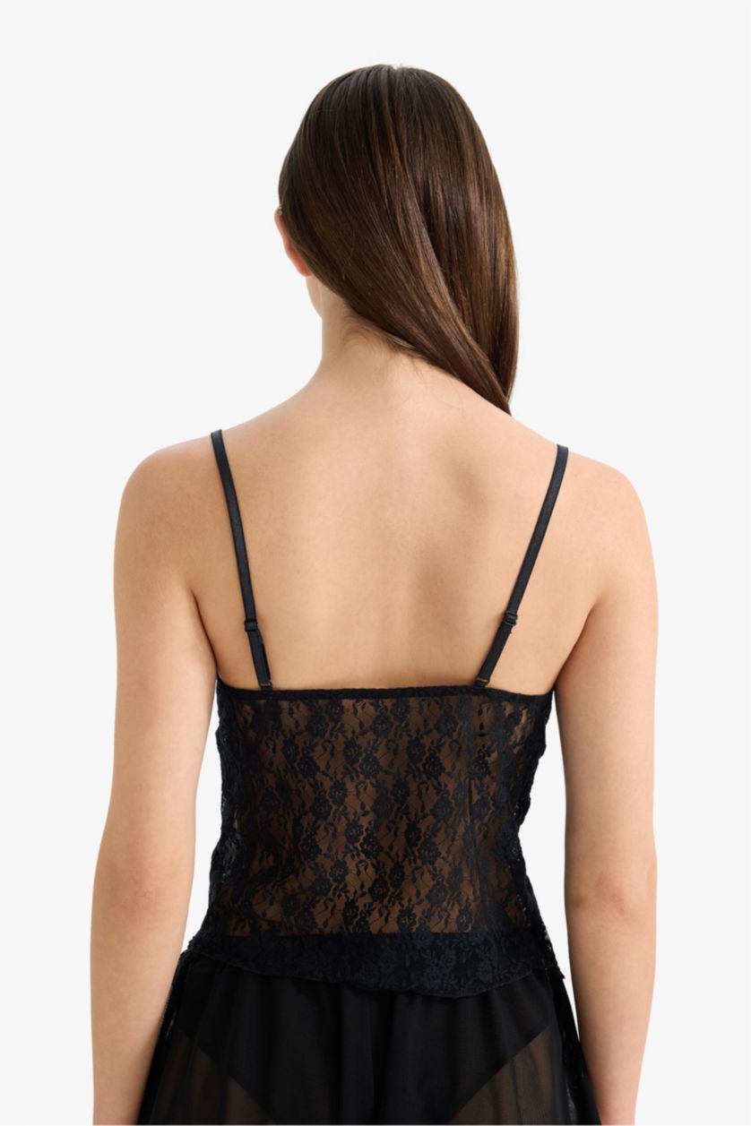Woman Black Fall in Love Lace Tank Top