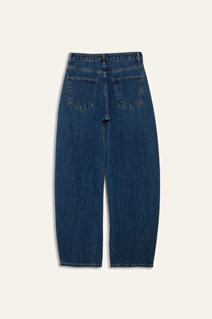 Kadın Koyu Mavi Barrel Fıt Yüksek Bel Katlamalı Paça Jean Yıkamalı Pantolon