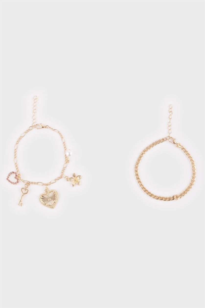 نساء Altın اسورة