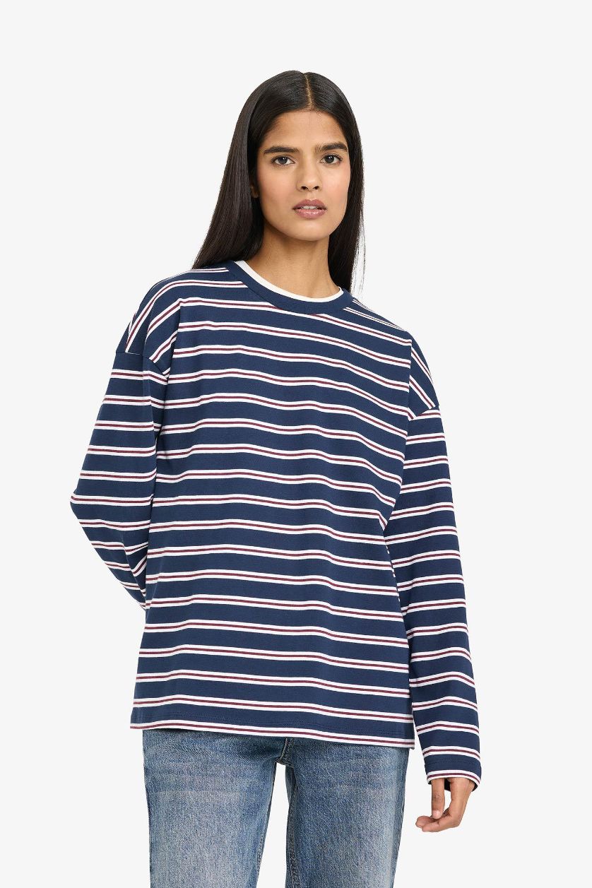 Woman NAVY Loose Fit Long Sleeve Sweatshirt