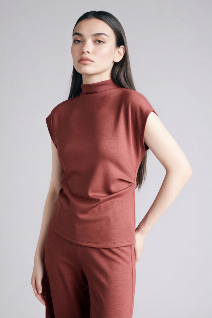 Woman Tile Slim Fit Half Turtleneck Tank Top