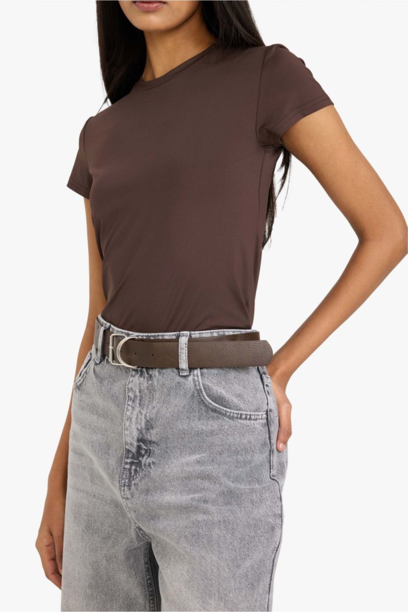 Әйелдерге Қоңыр Slim Fit дөңгелек жағалы қысқа жеңді футболка