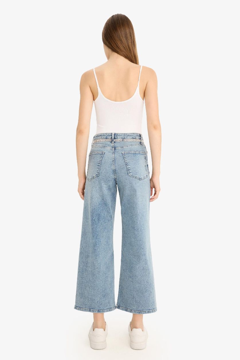 Kadın Mavi Kısa Geniş Paça Yüksek Bel Bilek Boy Jean Yıkamalı Pantolon