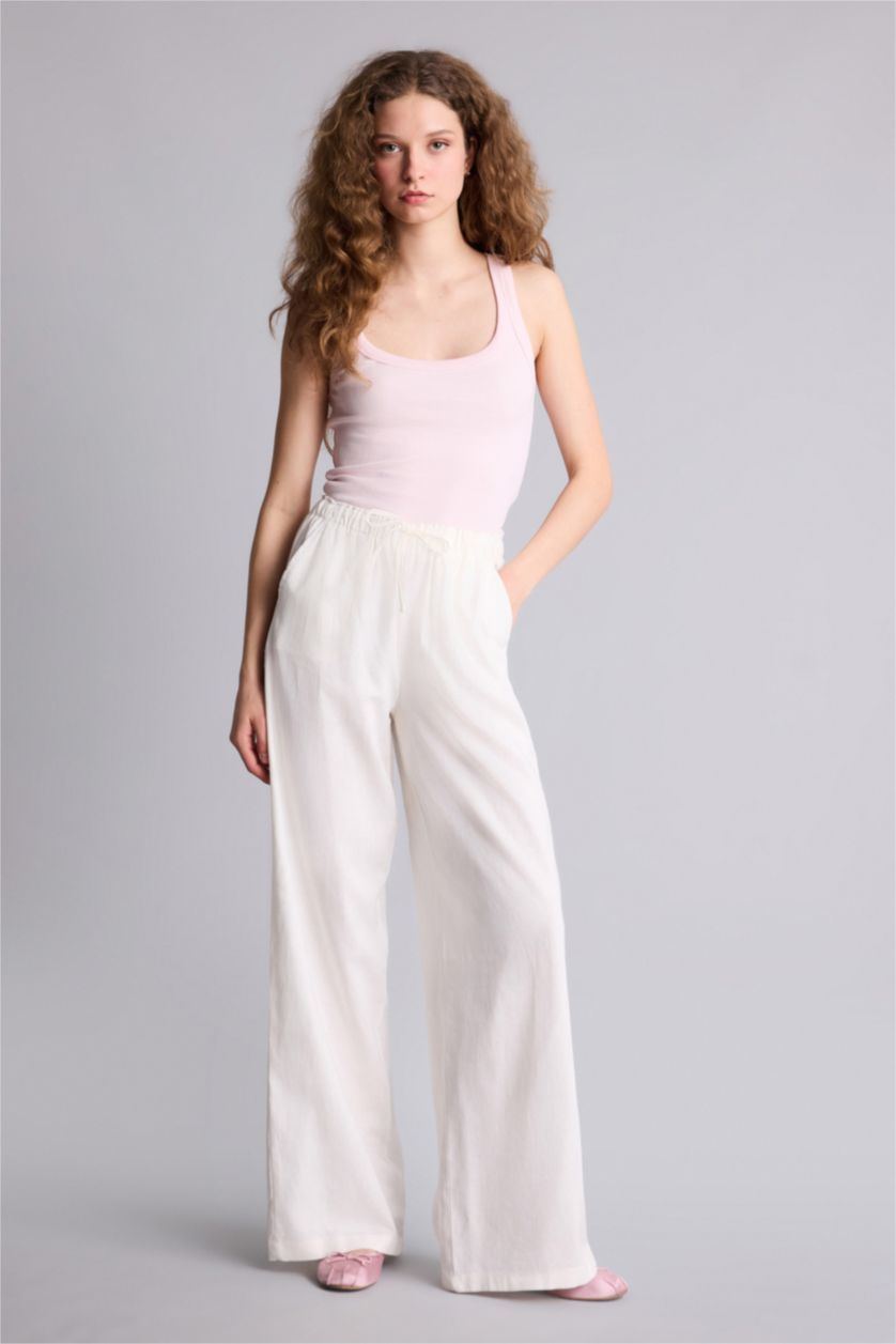 Kadın Açık Pembe Fıtted U Yaka Fitilli Kaşkorse Atlet