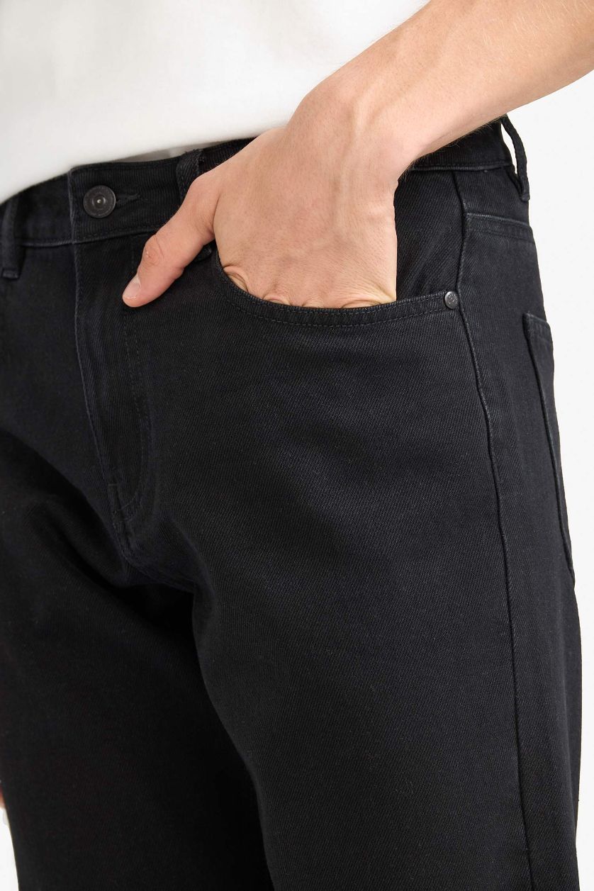 Ерлер қара Regular Tapered Fit түзу балақты джинс шалбар