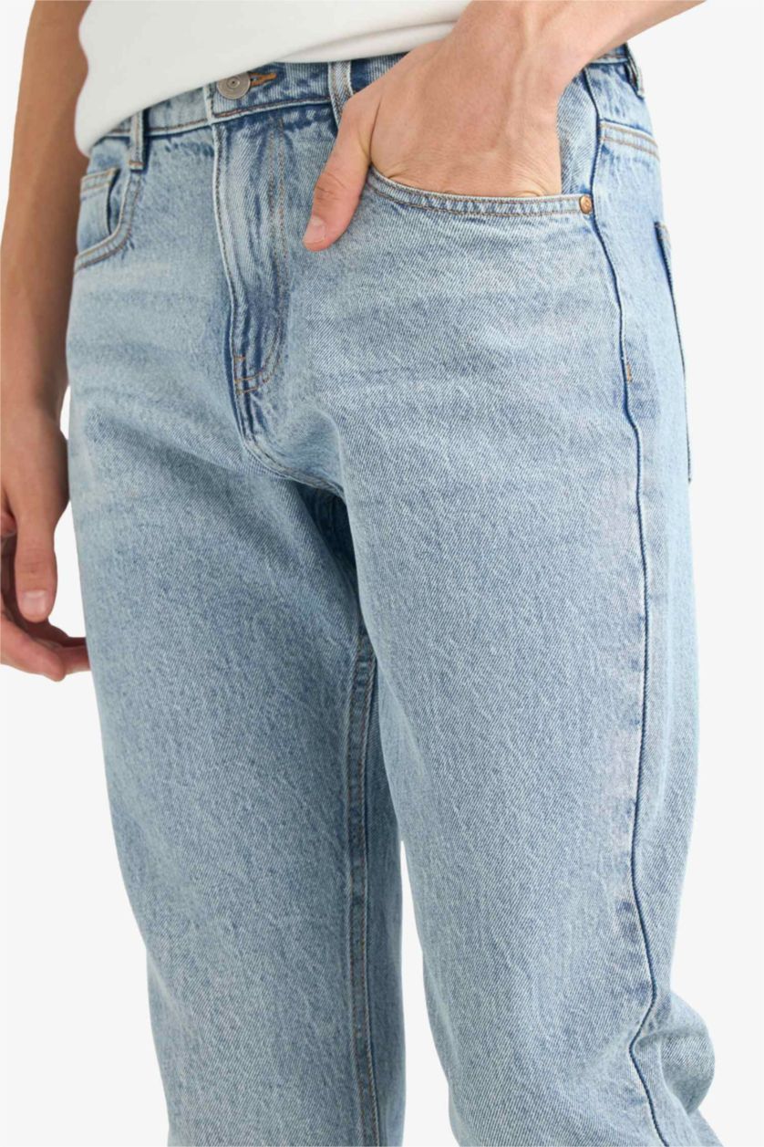 HOMME BLEU Clair Jean à jambes droites Coupe fuselée