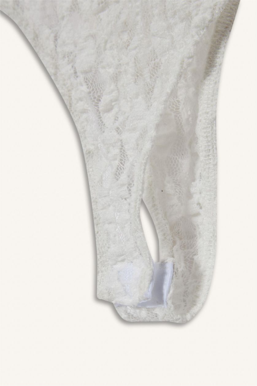 Kadın Kırık Beyaz Fitted Dantel Bodysuit