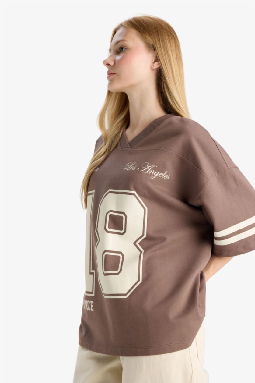 Kadın Kahve %100 Pamuk Oversıze Baskılı Tişört