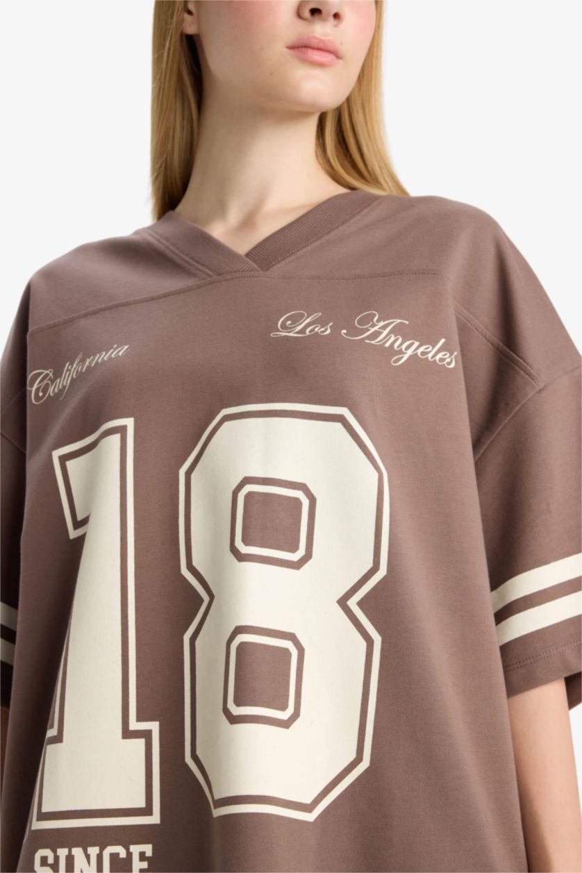 Kadın Kahve %100 Pamuk Oversıze Baskılı Tişört