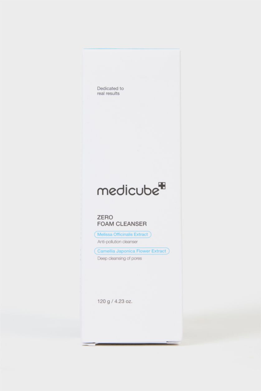 Kadın Mavi Medicube Zero Foam Cleanser 120gr – Geniş Gözenek ve Mikro Toz Karşıtı Arındırıcı Yüz Temizleme Köpüğü