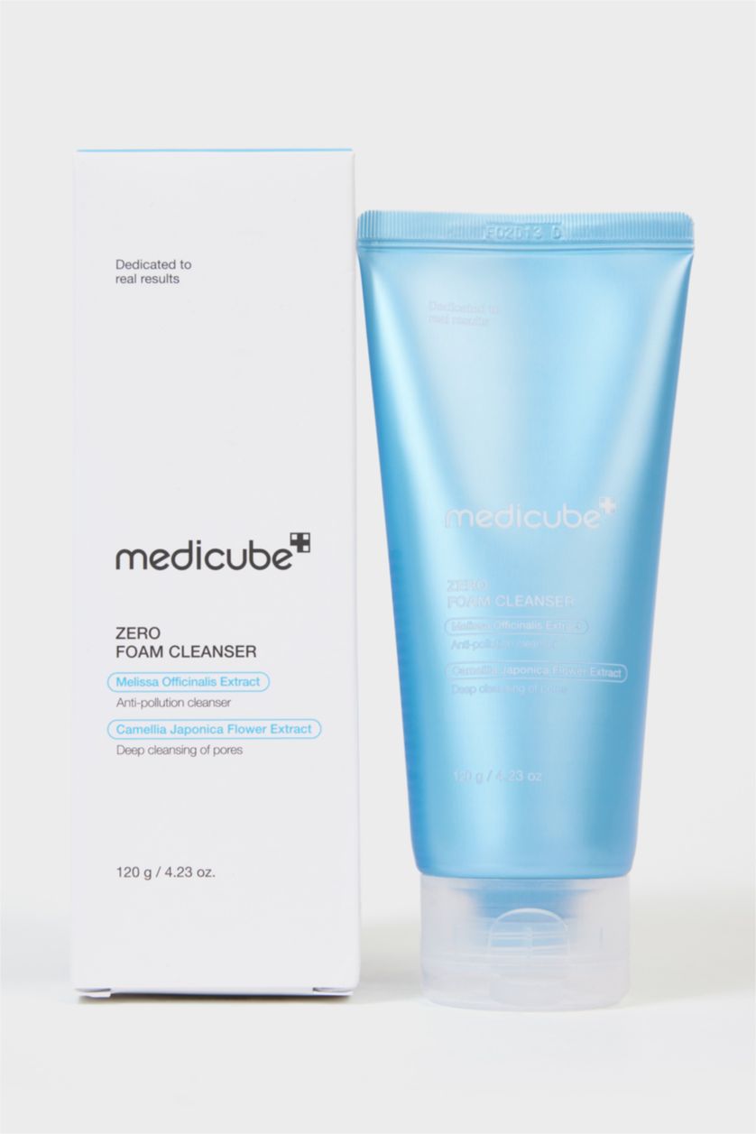 Kadın Mavi Medicube Zero Foam Cleanser 120gr – Geniş Gözenek ve Mikro Toz Karşıtı Arındırıcı Yüz Temizleme Köpüğü