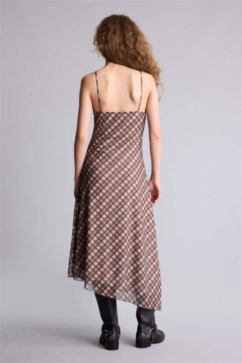 Woman Brown V-Neck Plaid Tulle Midi Dress