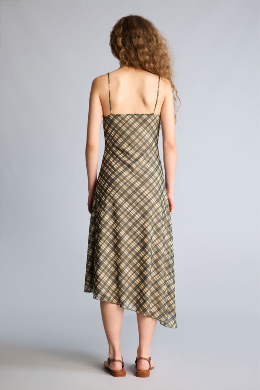 Kadın Açık Haki V Yaka Kareli Tül Askılı Midi Elbise