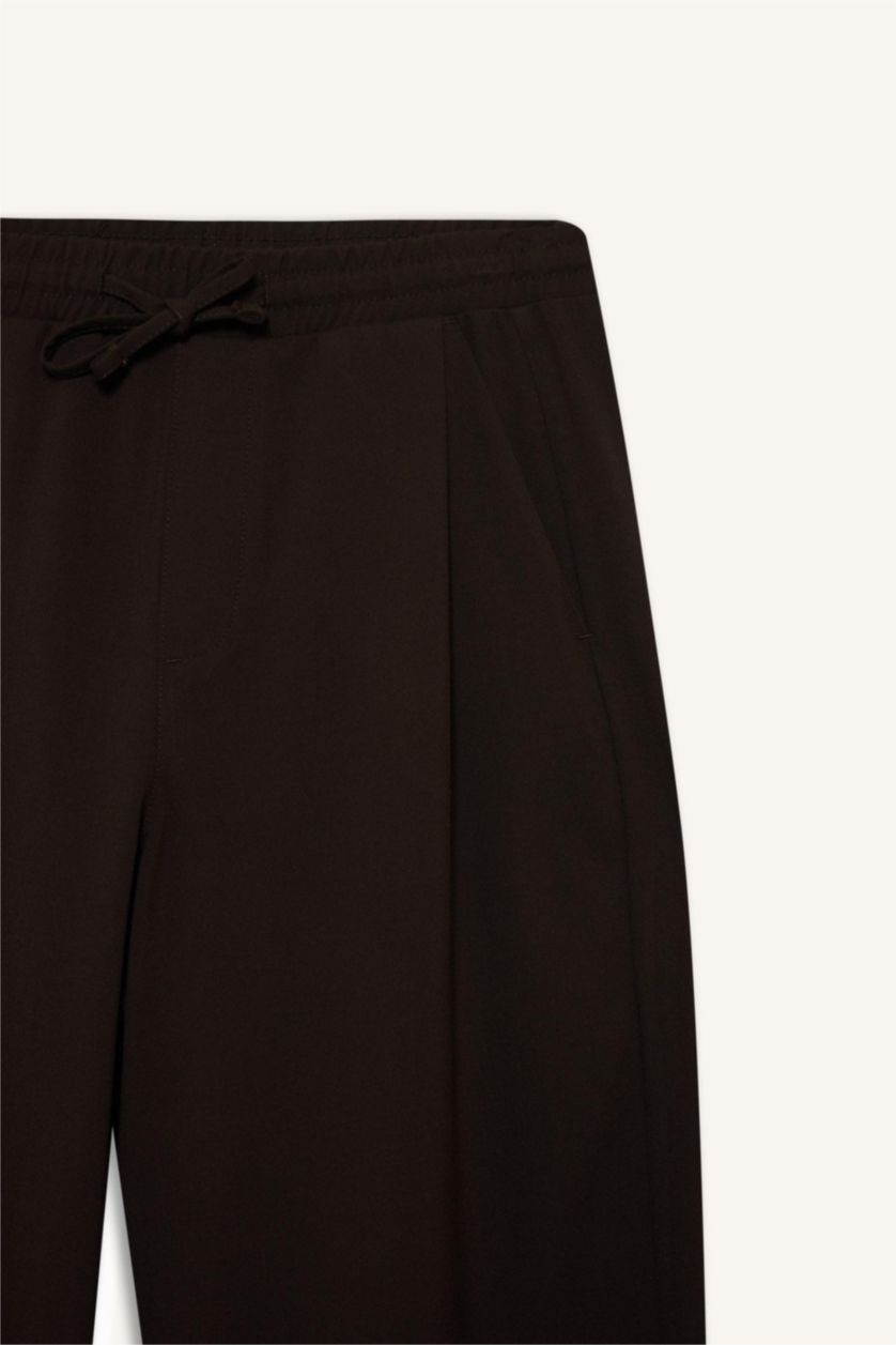 Erkek Koyu Kahve Barrel Fit Geniş Düz Paça Cepli Pantolon