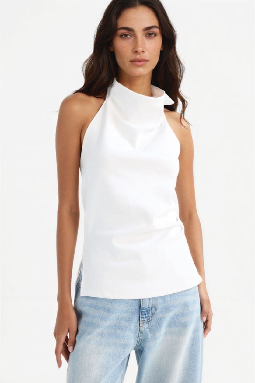 Kadın Ekru Slim Fit Dar Kesim Halter Yaka Bluz