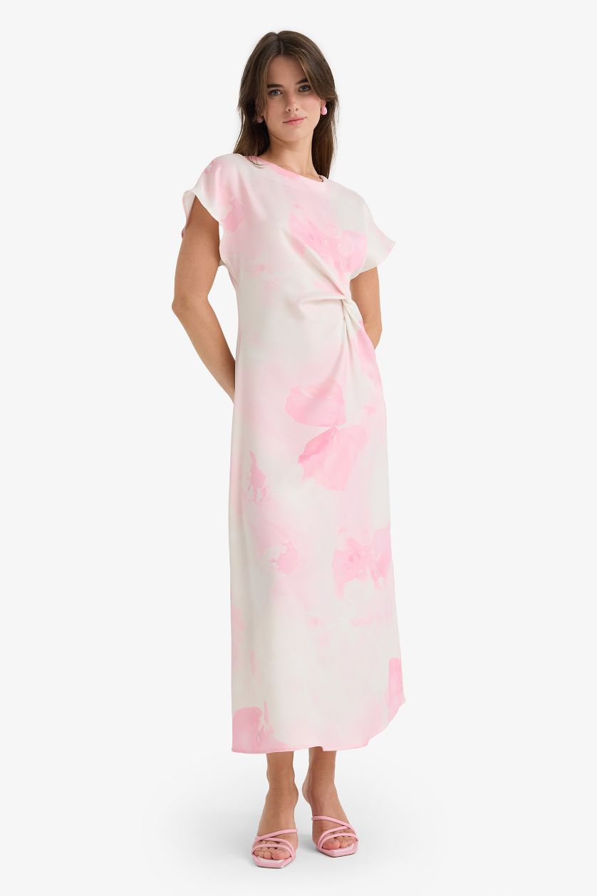Woman Light Pink Crew Neck Batic Satin Midi Dress
