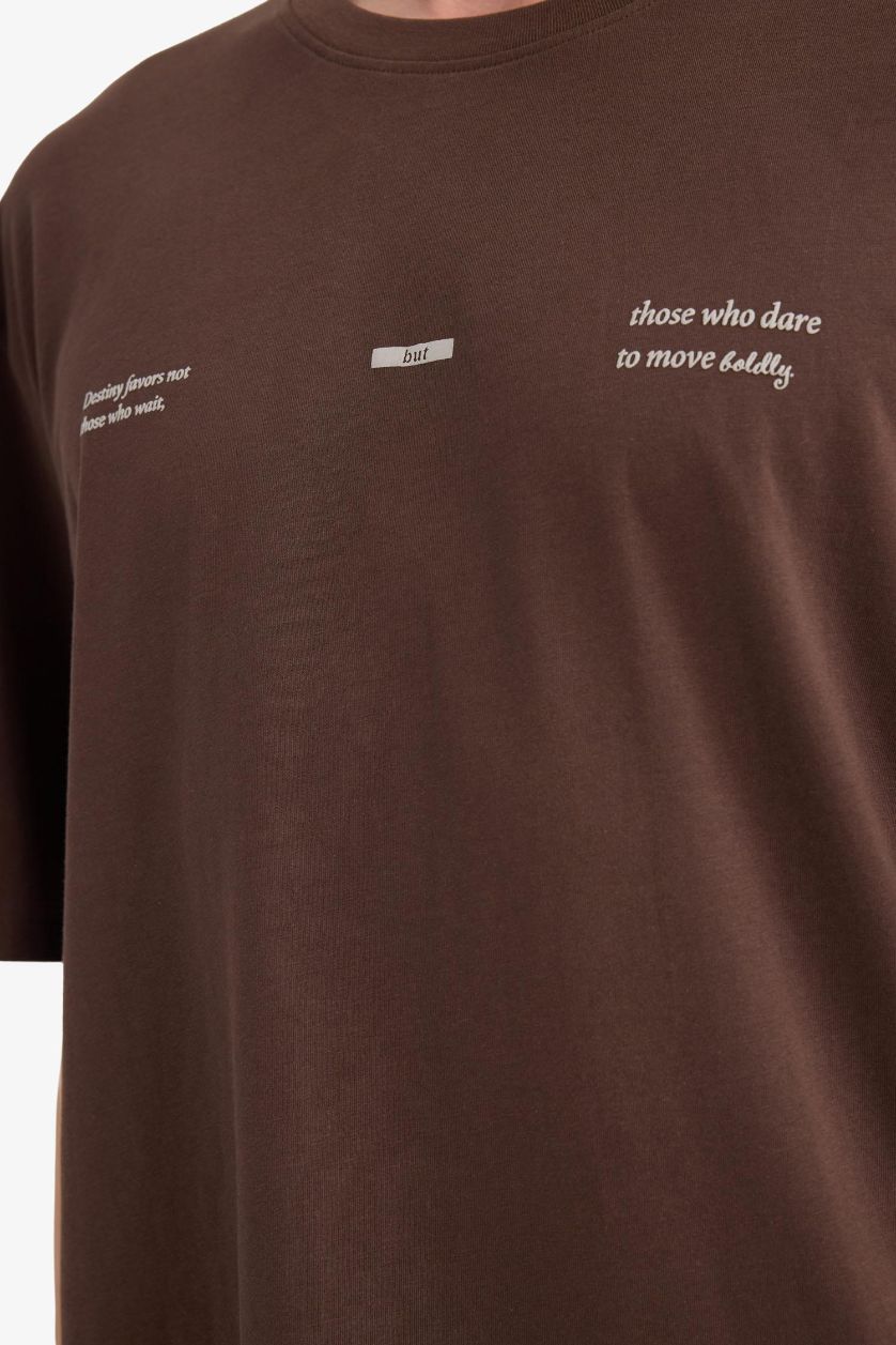 Erkek Açık Kahve %100 Pamuk Boxy Fit Baskılı Tişört