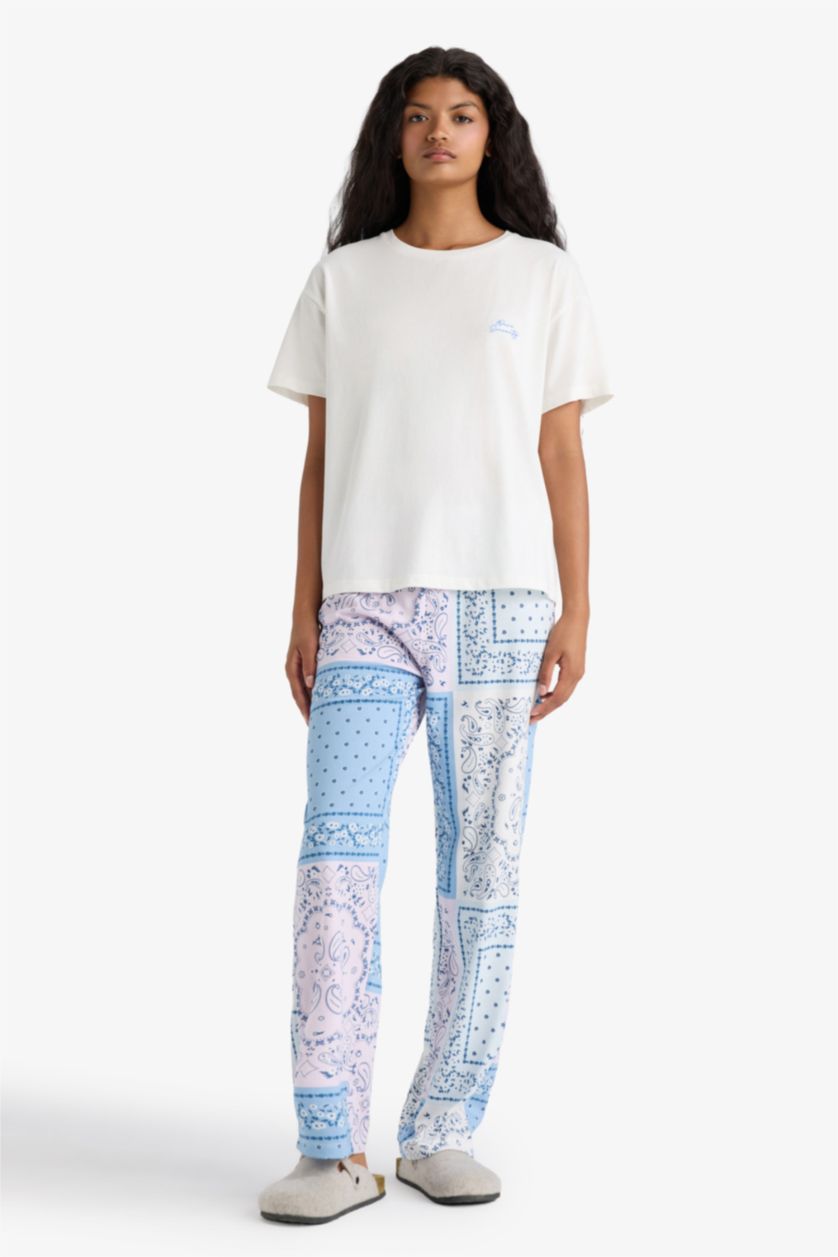 Kadın Mavi Pijama Takımı Regular Fit Kısa Kollu Üst Desenli Uzun Alt