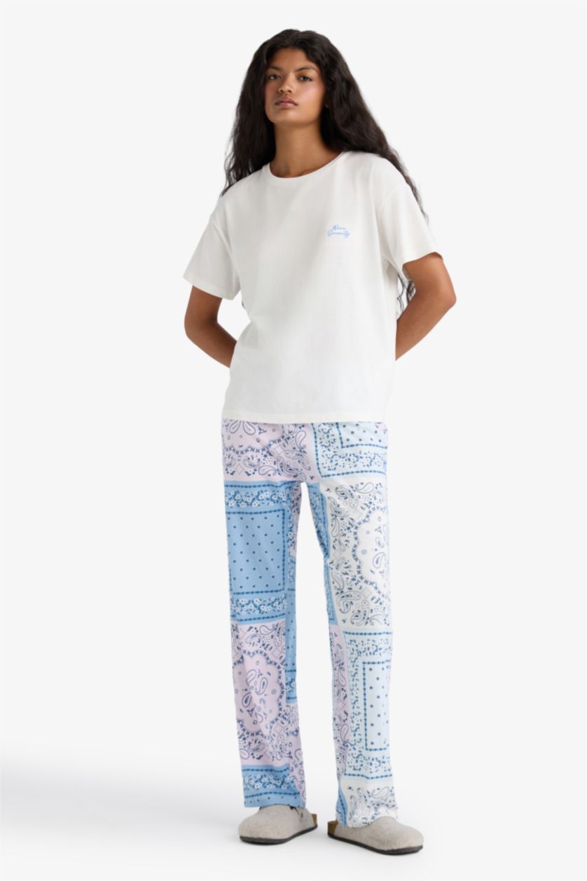 Kadın Mavi Pijama Takımı Regular Fit Kısa Kollu Üst Desenli Uzun Alt