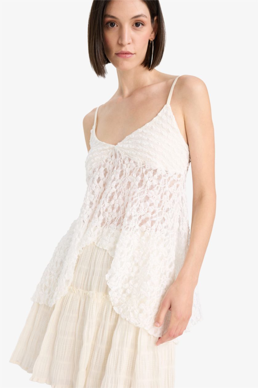 Kadın Kırık Beyaz Afra x DeFacto Fitted V Yaka Dantel Askılı Bluz