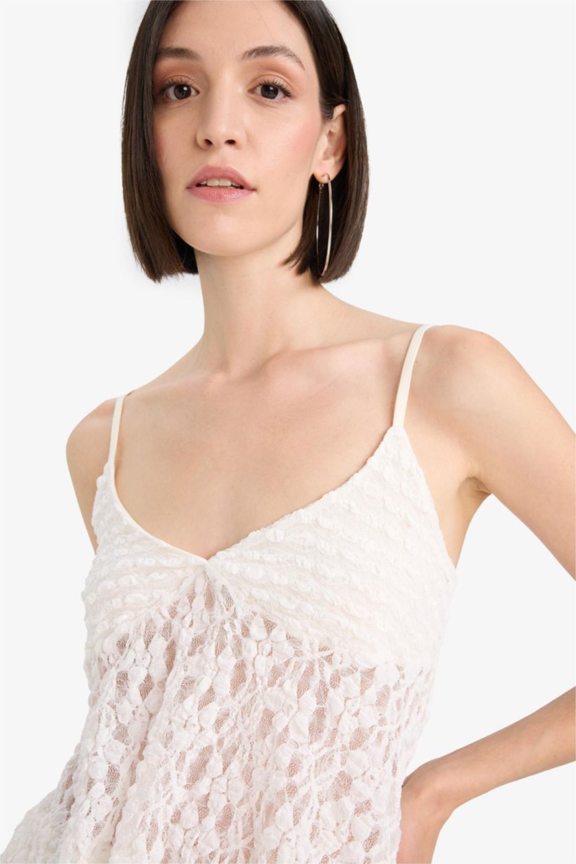 Kadın Kırık Beyaz Afra x DeFacto Fitted V Yaka Dantel Askılı Bluz