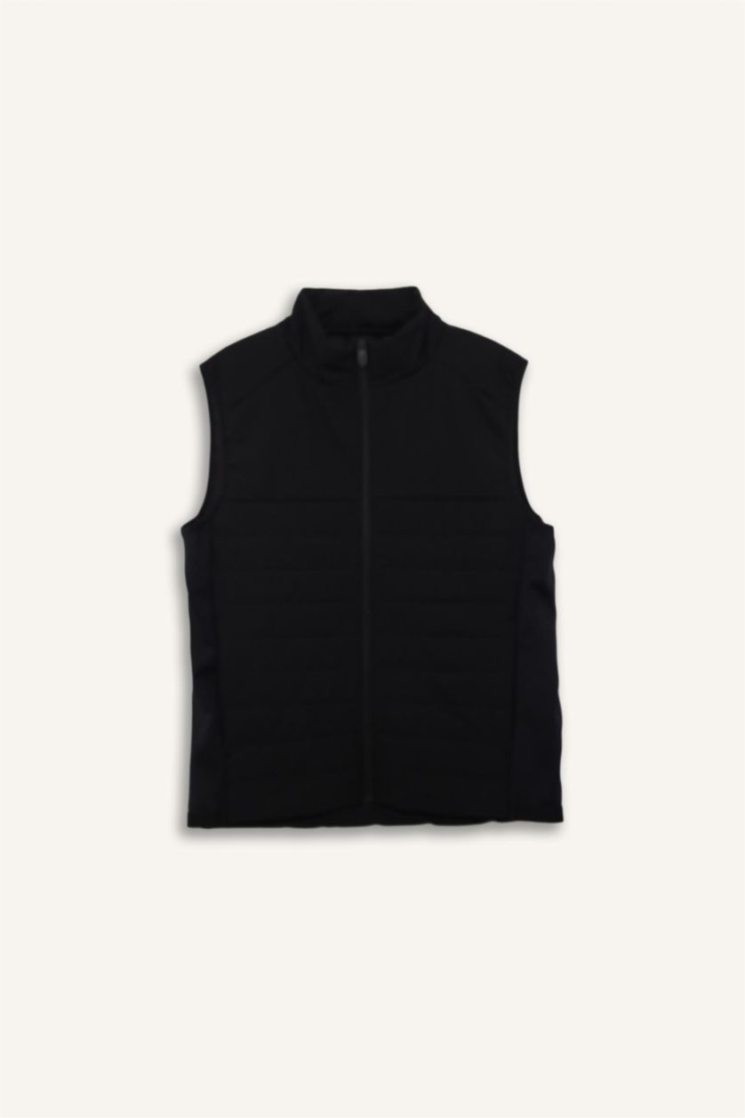 MAN Black Regular Fit Half Turtleneck Waterproof Vest