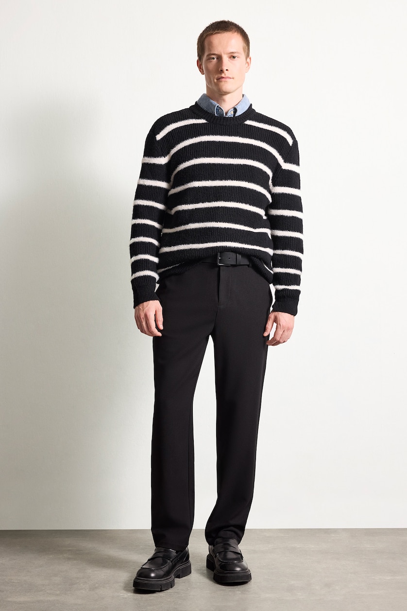 MAN Black Standard Fit Crew Neck Knit Striped Pullover