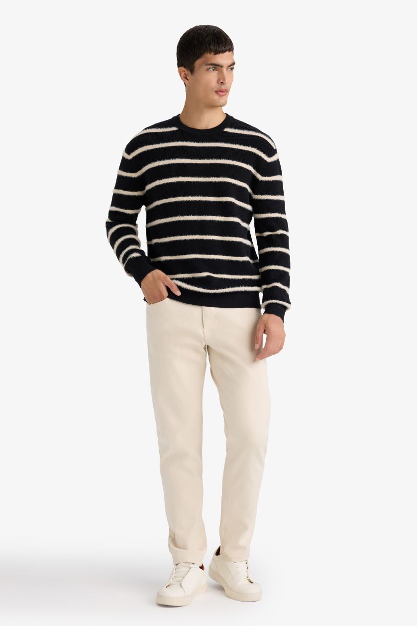 MAN Black Standard Fit Crew Neck Knitwear Pullover