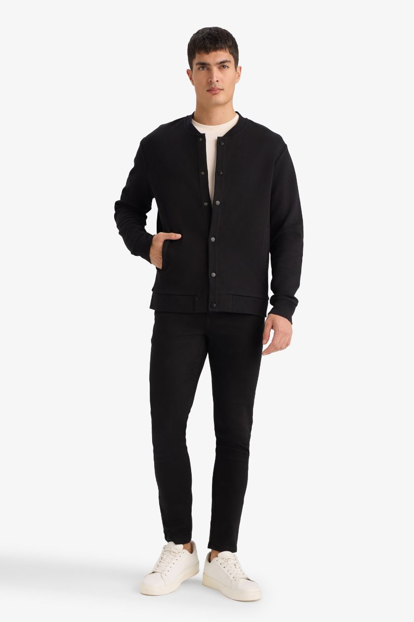 MAN Black Crew Neck with Pockets Buttoned Bomber Jacket