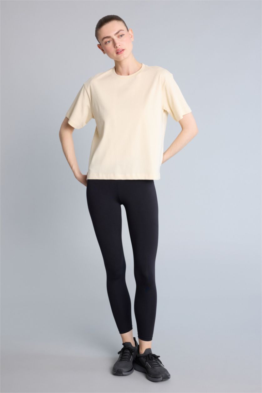 Kadın Kum Comfort Fıt Kısa kollu Tişört