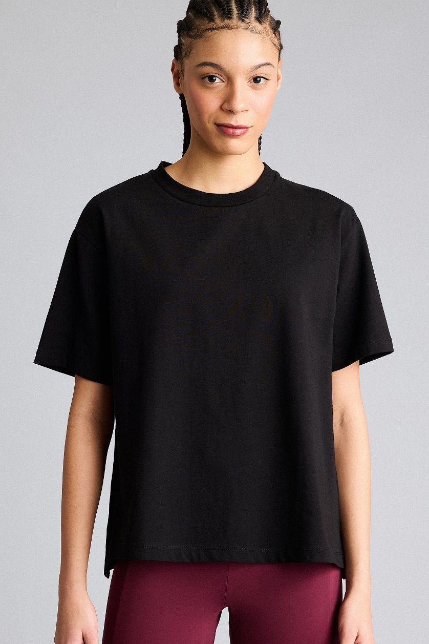 Woman Black Comfort Fit Crew Neck Long Sleeves Sports T-shirt